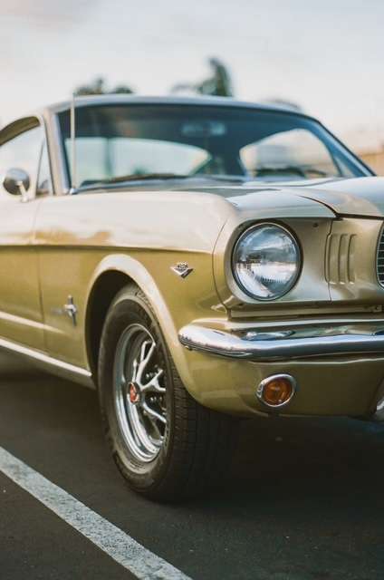 Classic car glass repair