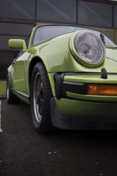 Green classic car glass repair